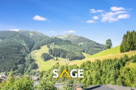 Wo Dir Saalbach zu Füßen liegt! Ferienwohnung in Saalbach – wenige Schritte von der Bergbahn!!, Etagenwohnung in 5753 Saalbach