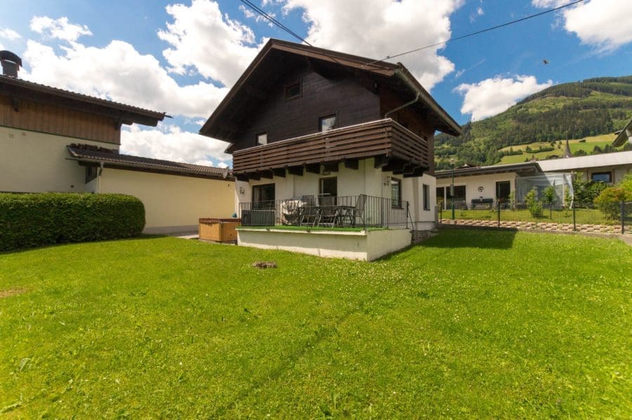 Village idyll! Calm but central in Piesendorf!, Single family home in 5721 Piesendorf